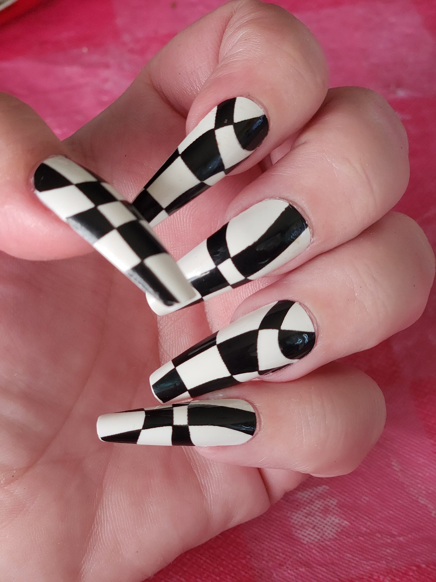 Checker Long Nails