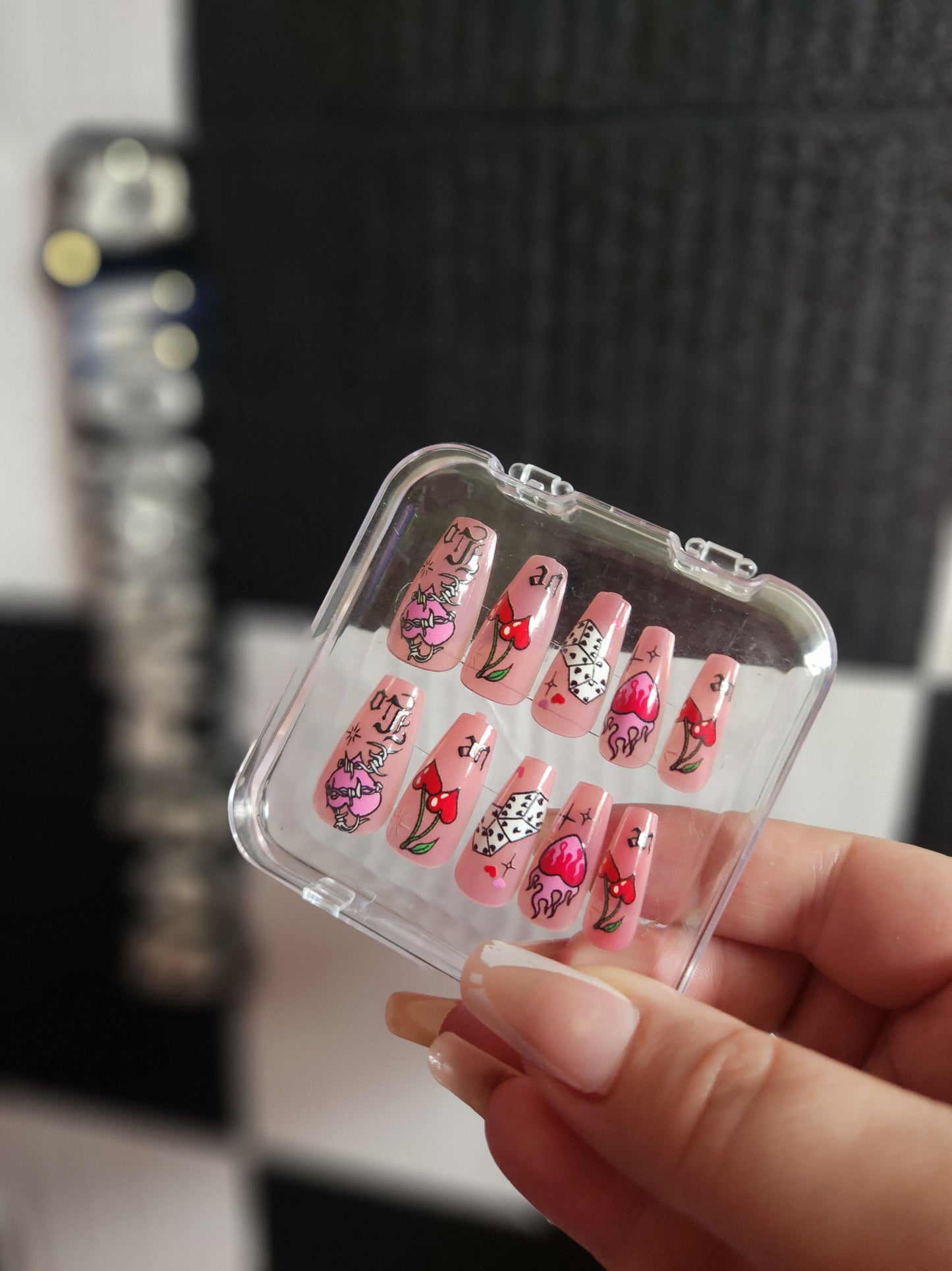 Love Valentines Med Nails