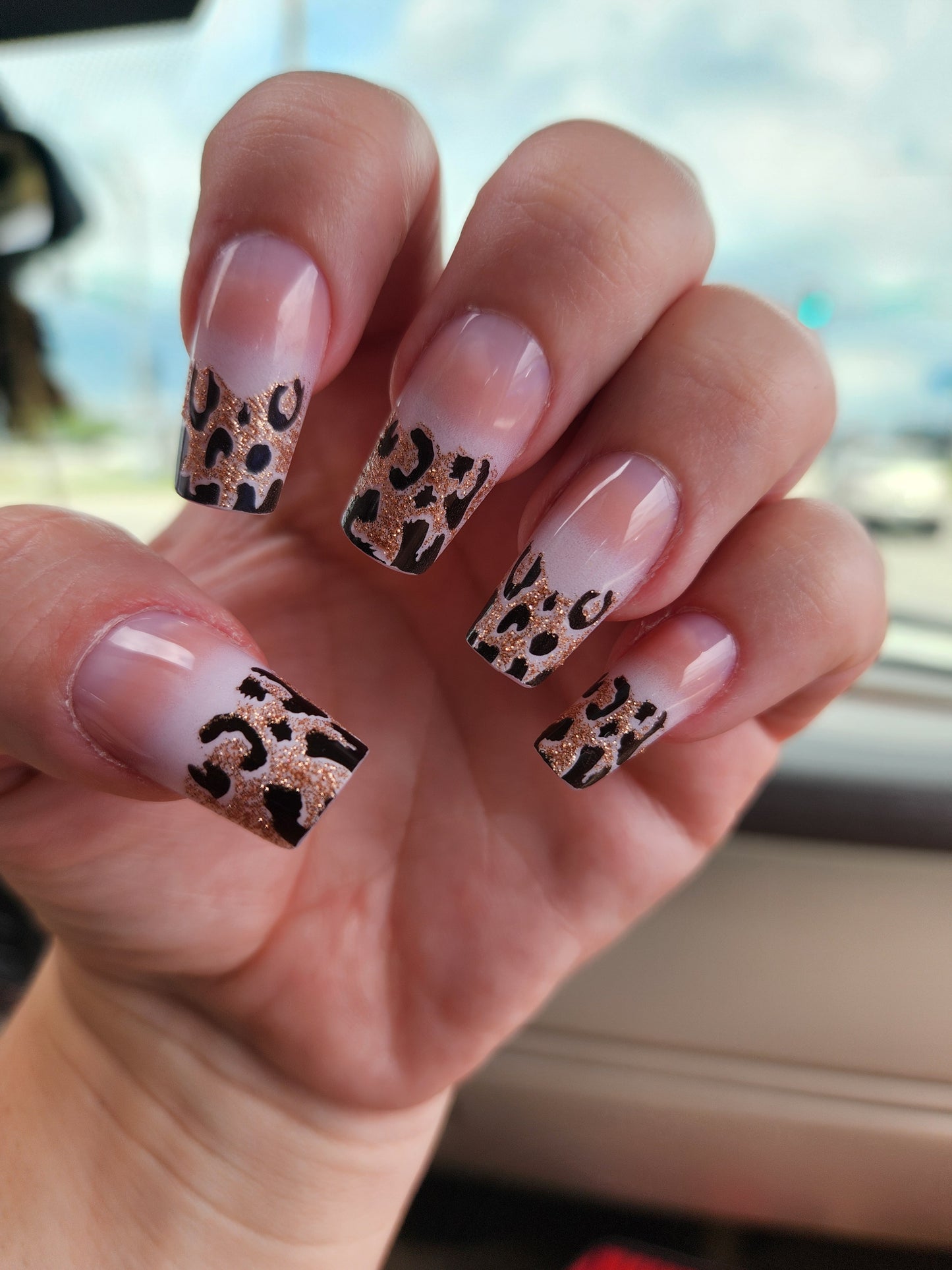 Leopard Med Nails