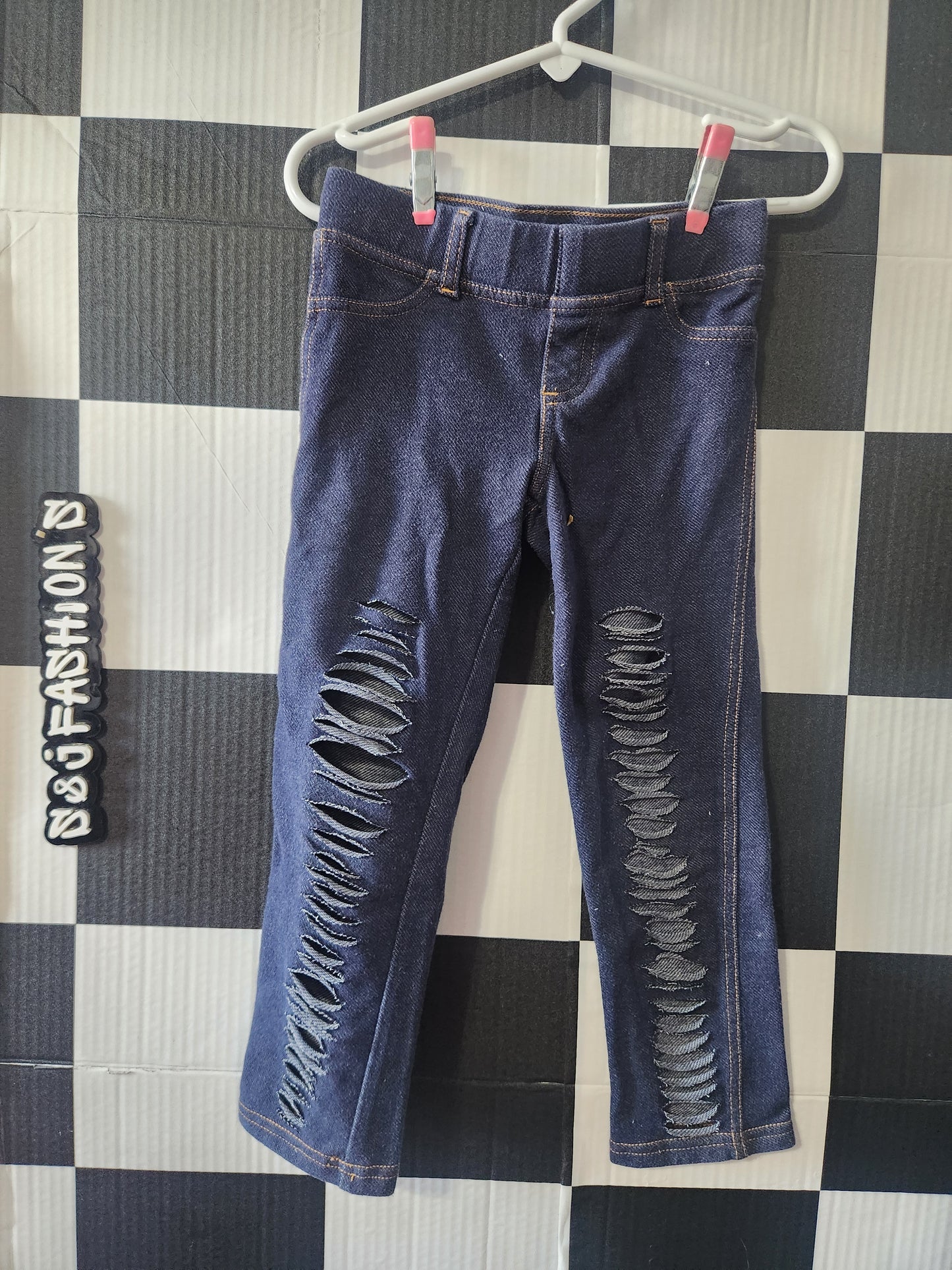 Shredded Leggings 4t RTS