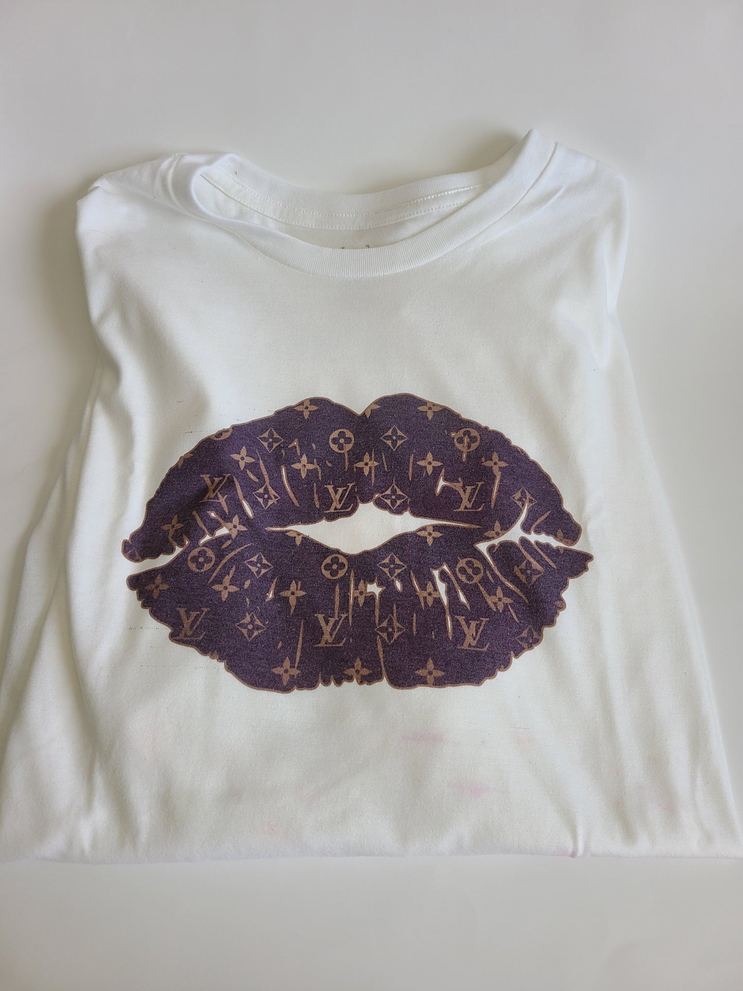 LV Lips Ladies Shirt Girls Shirt Designer