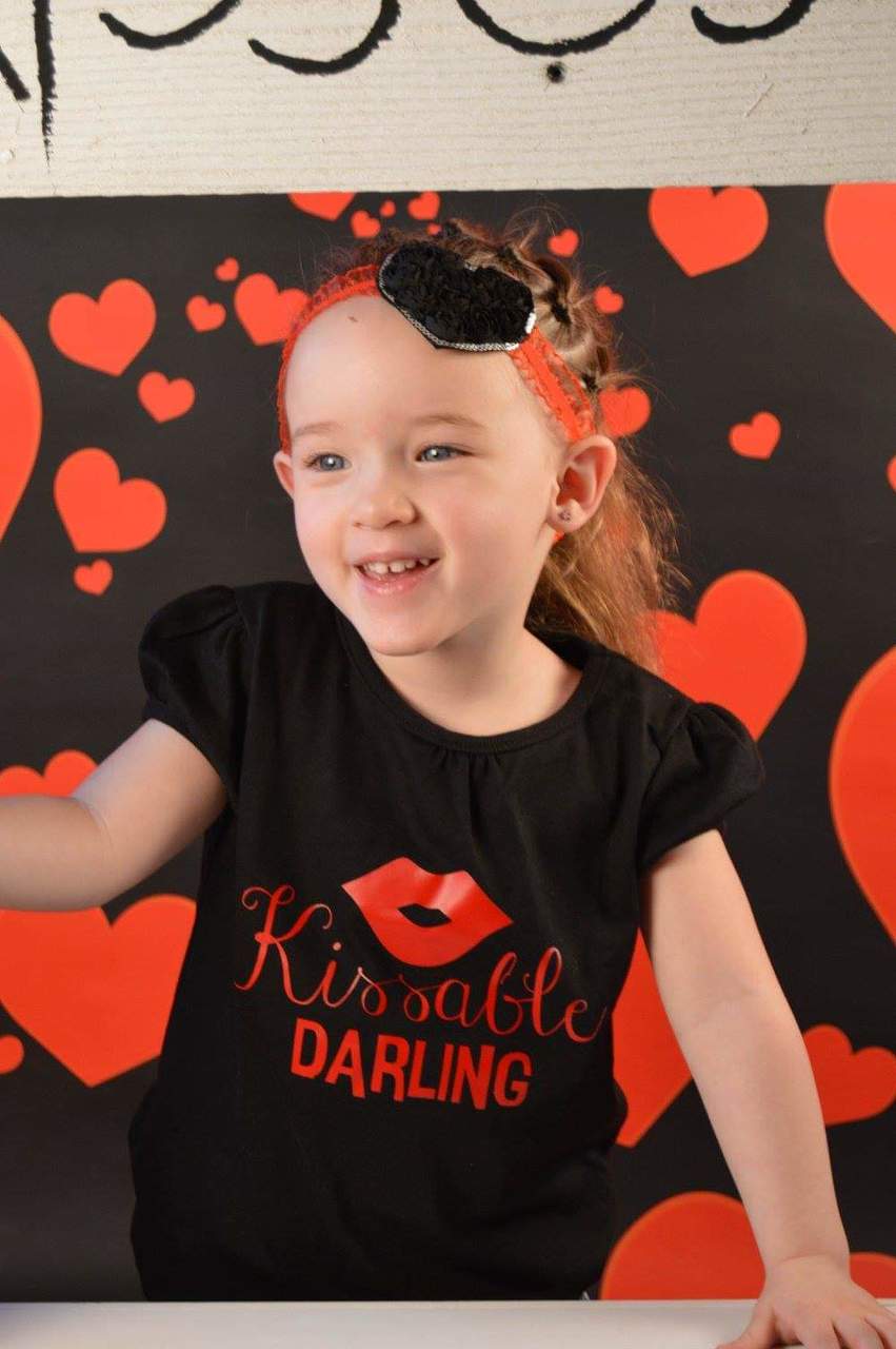 Kissable Darling girls shirt Valentines