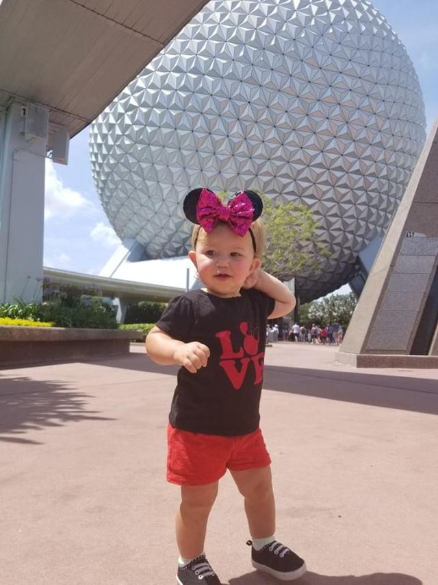 Minnie Mouse Love Girls Shirt