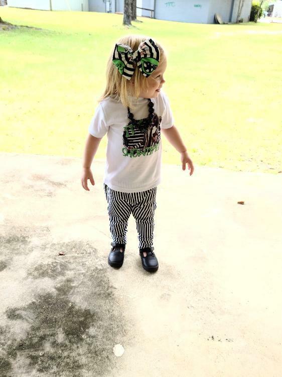 Beetlejuice It's Showtime Girls Shirt Boys Shirt Ladies Shirt Mens Shirt Halloween