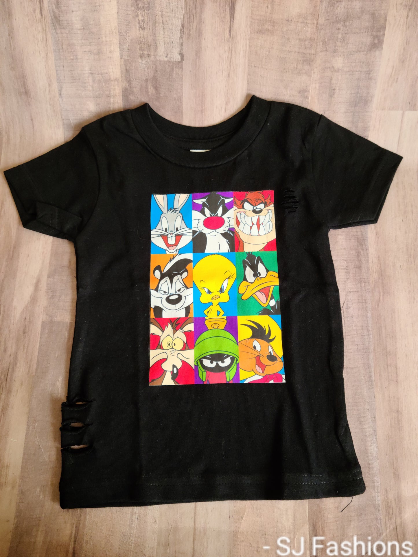 Looney Tunes cartoon Girls Shirt