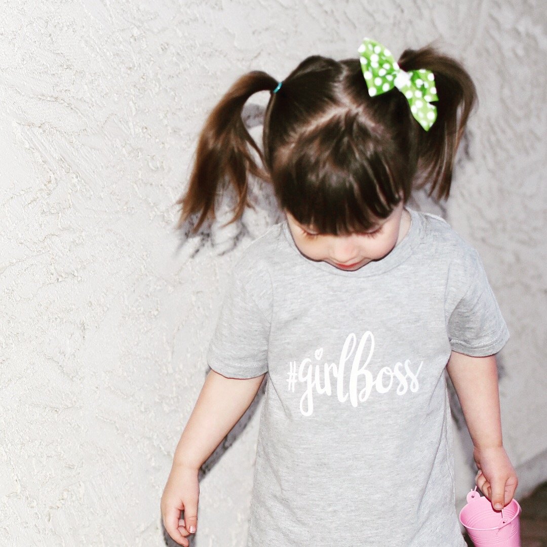 #girlboss Girls Shirt