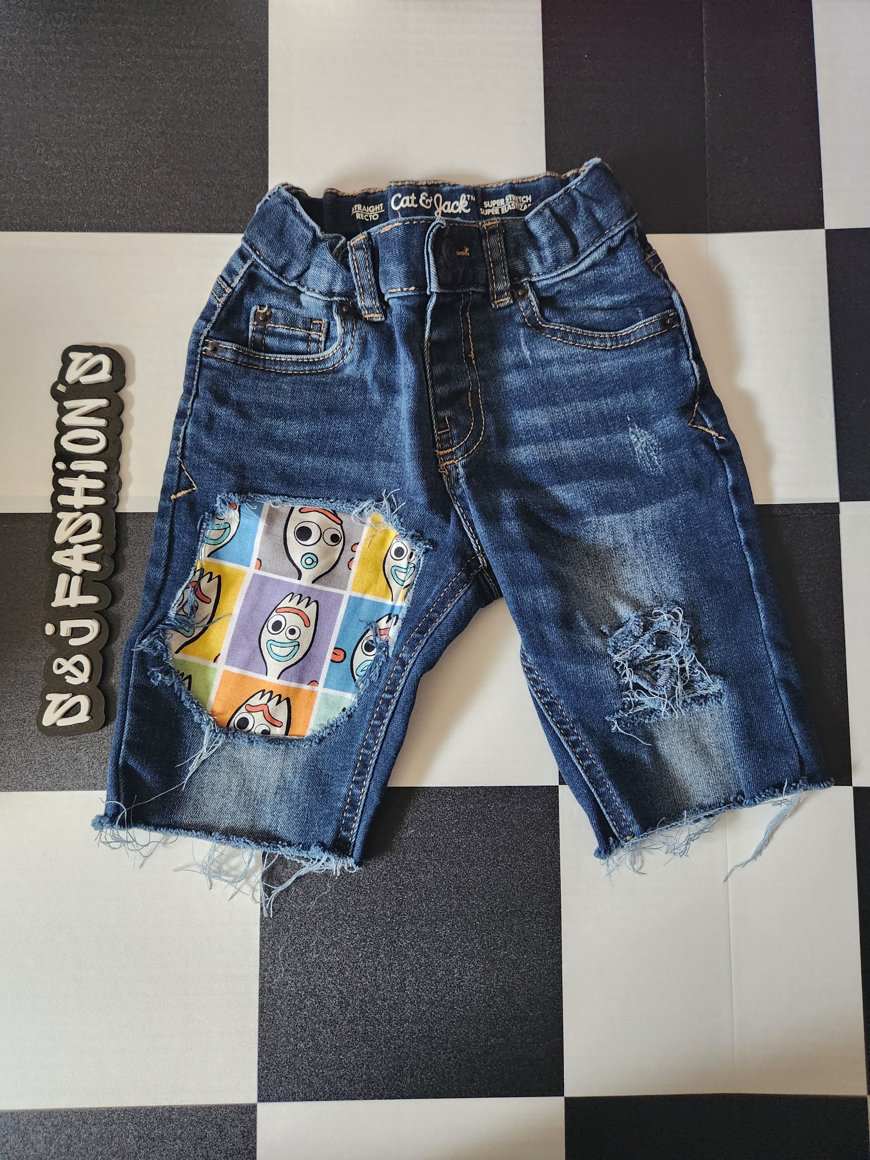 Forky Toy Story Distressed Shorts 2t RTS