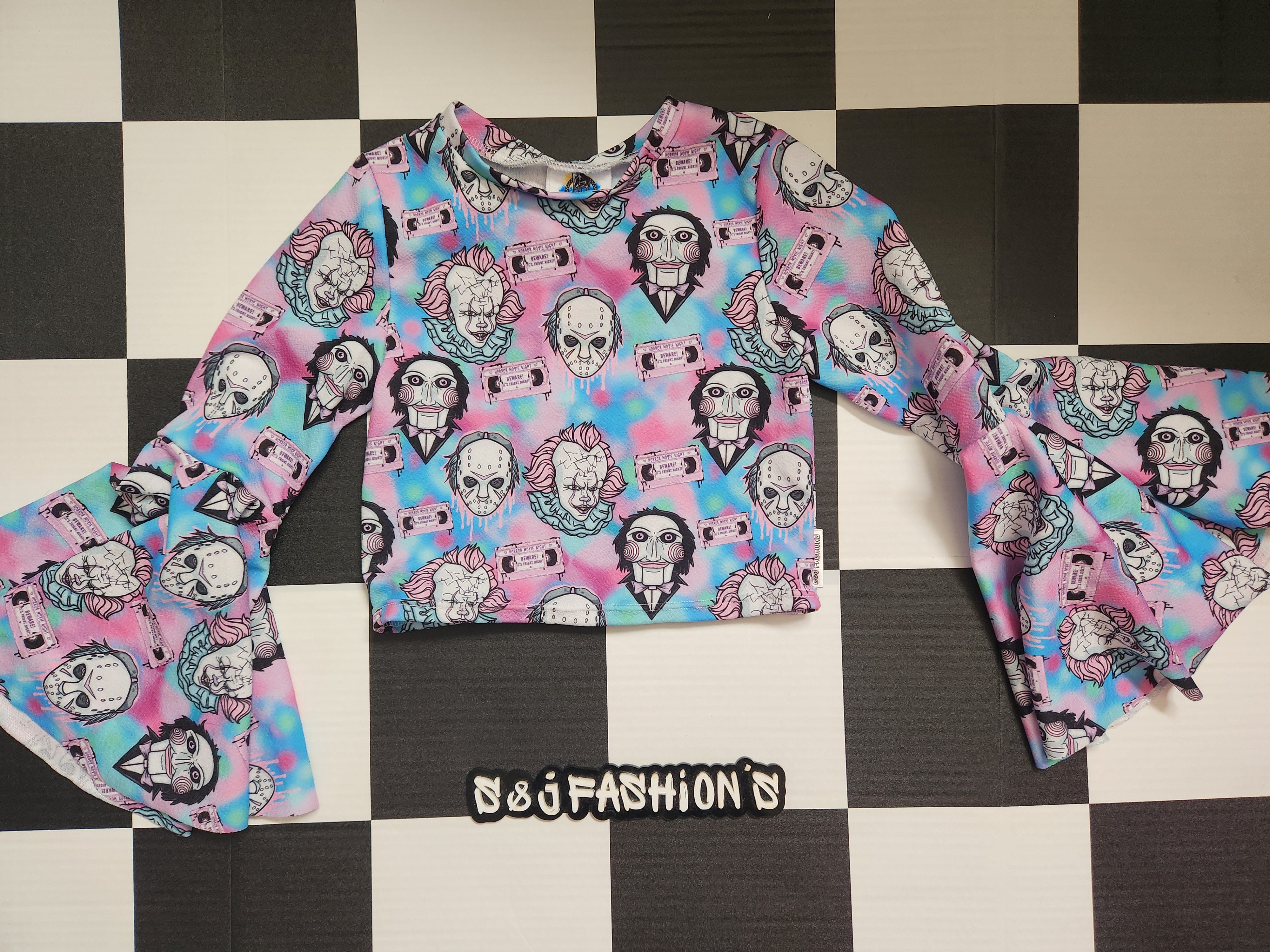 Halloween Pink Horror Killers Bell Crop Shirt size 7/8 RTS Long Sleeve