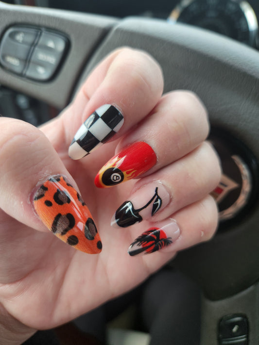 Checker 8 Ball Med Nails
