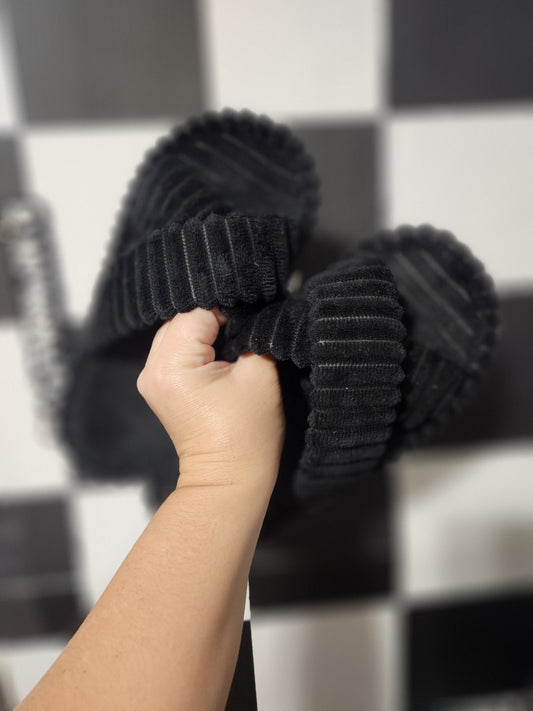 Black House Shoes