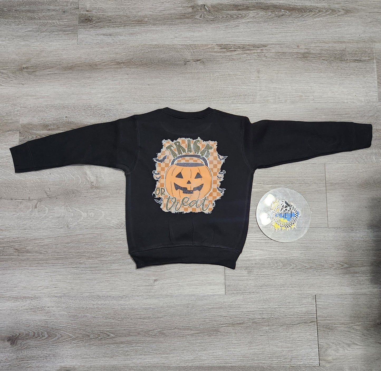 Trick Or Treat  Halloween Ladies Shirt Mens Shirt Boys Shirt Girls Shirt