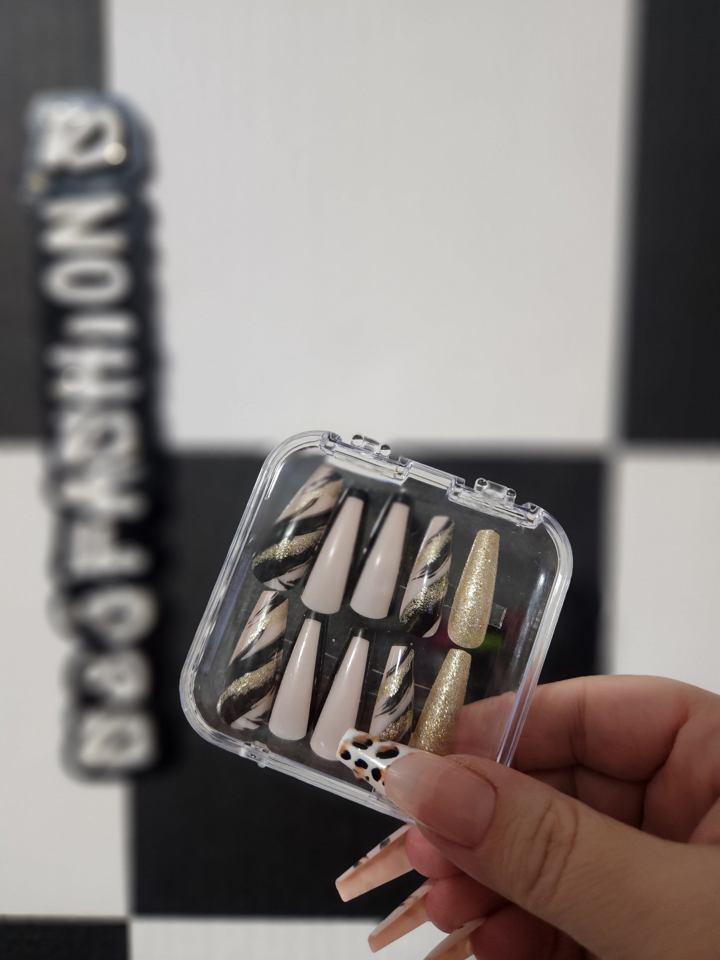 Eye of a Tiger Long Nails