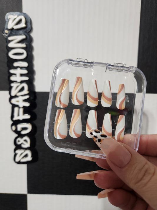 Brown Swirl Med Nails