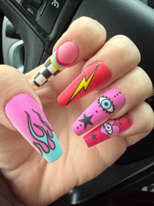 Alternative Long Nails