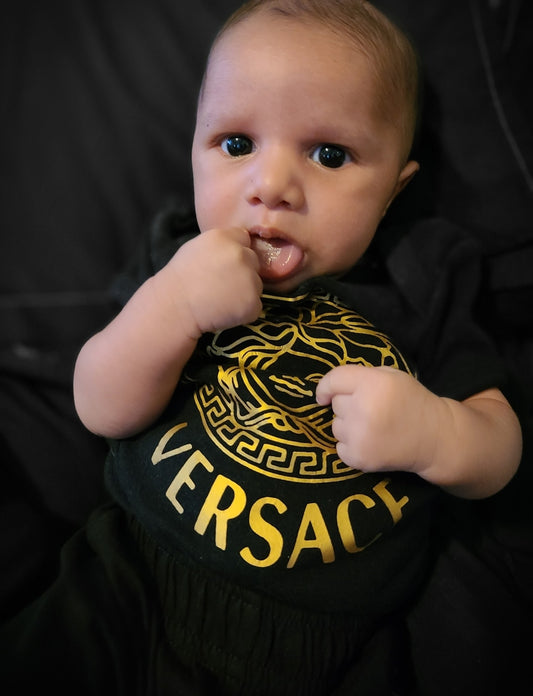 Infant Babys Designer Versace Onesie Set with hat Boys Shirt Girls Shirt