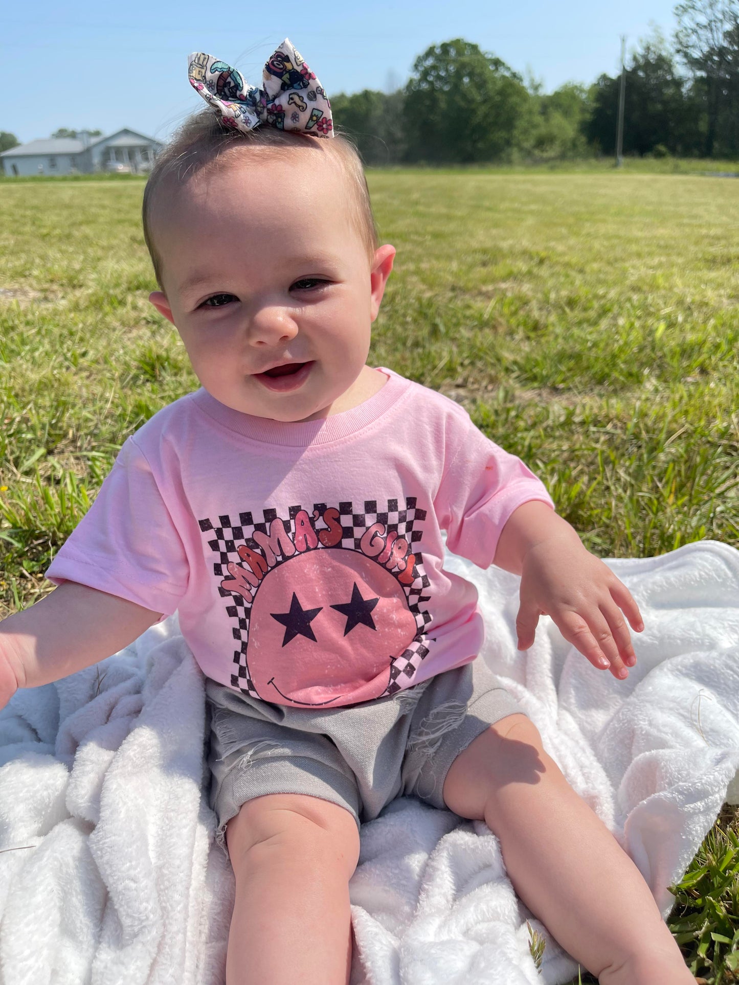 Retro Smiley Mama's Girl Shirt