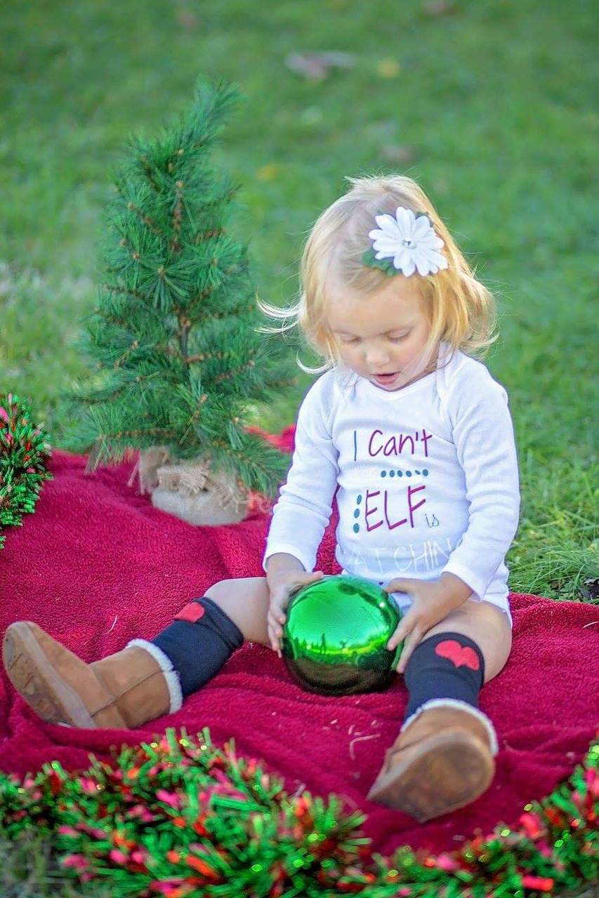 I can't the elf is watching Christmas Girls Shirt Boys Shirt