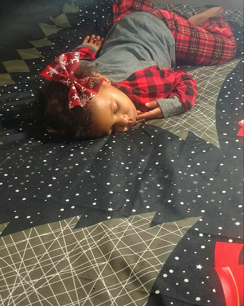 Red Snowflake Bow from peppermint Collection