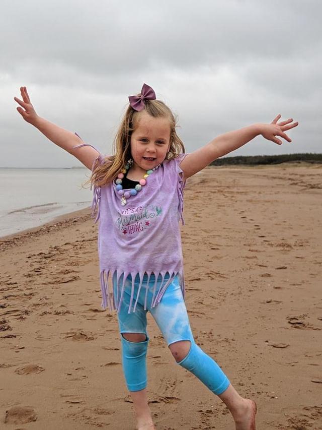 Girls Blue Tie Dye Shredded Leggings