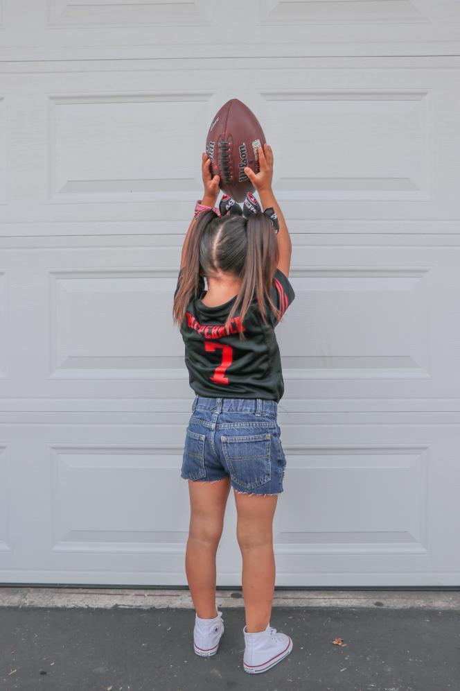 NFL 49ers Girls Distressed Jeans  Shorts Football