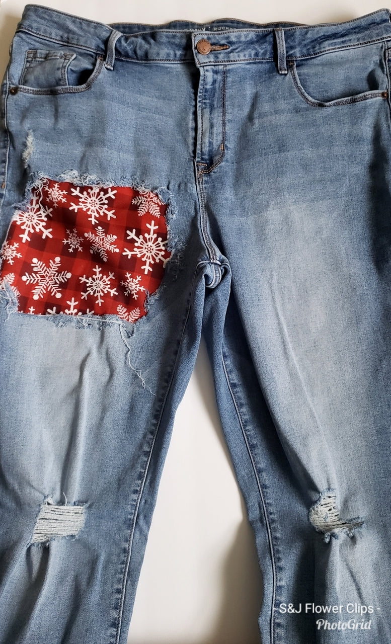 Ladies Distressed Jeans Christmas