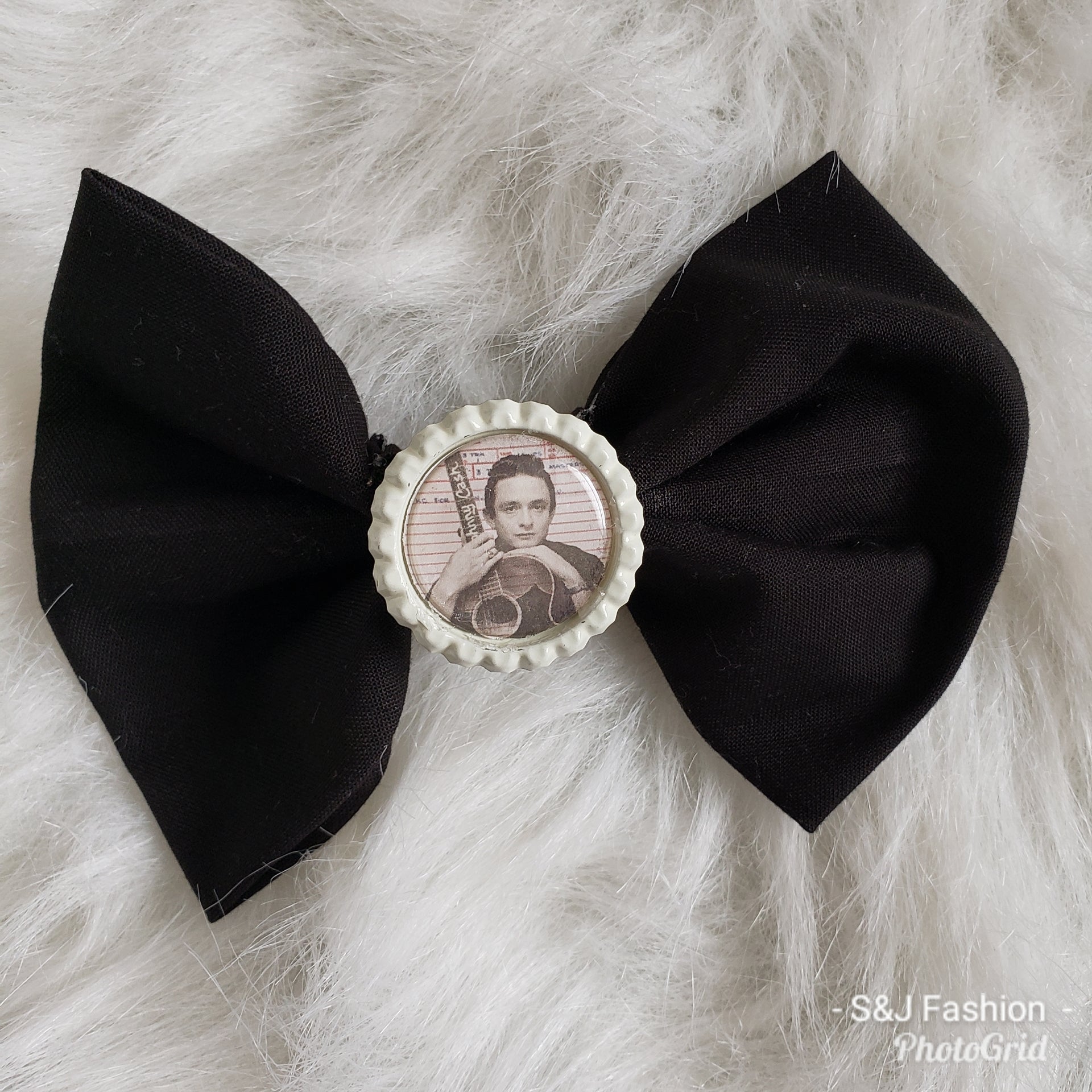 Johnny Cash Bow