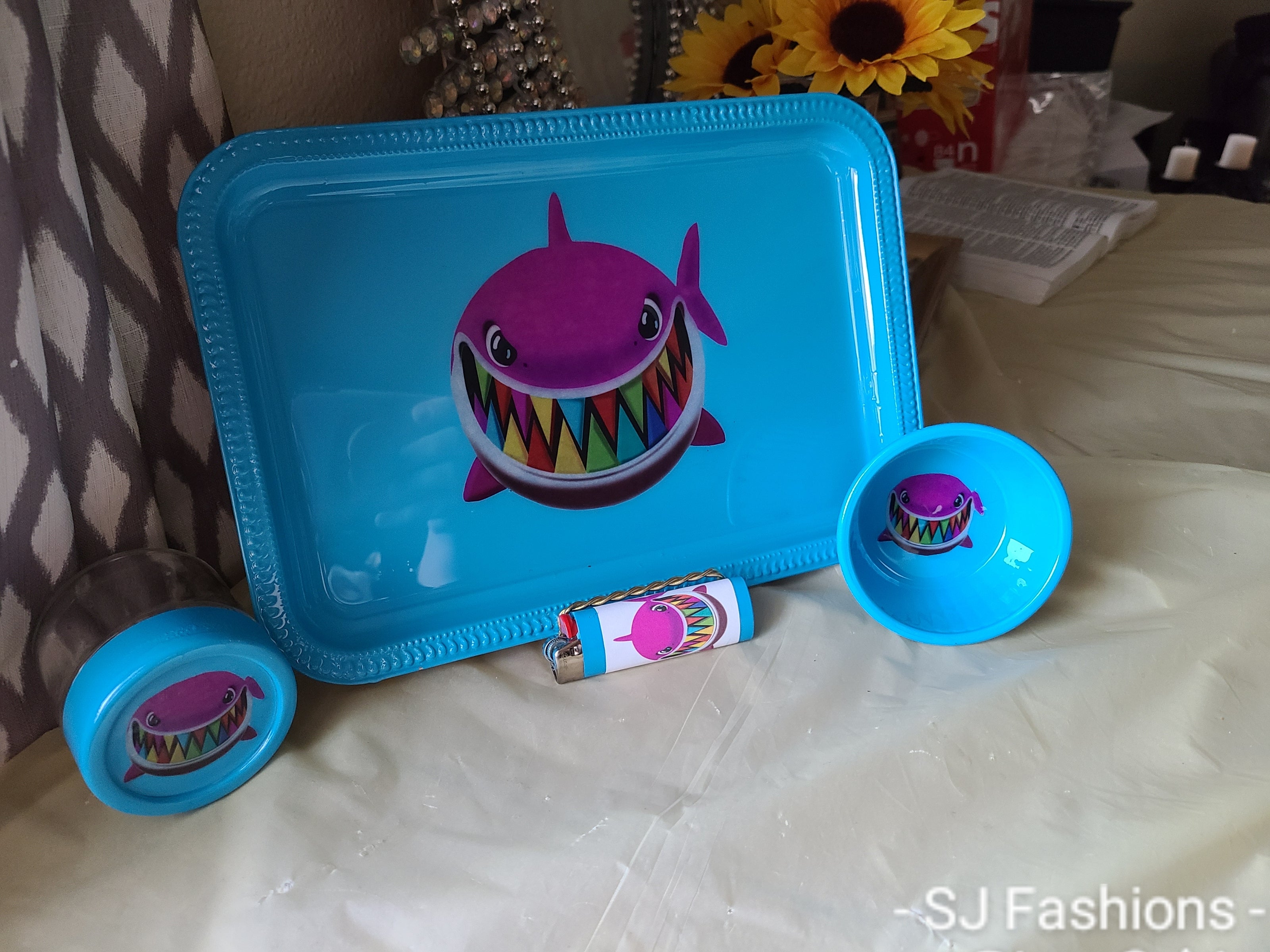 Takashi 69 Shark Rolling Trays 4pc