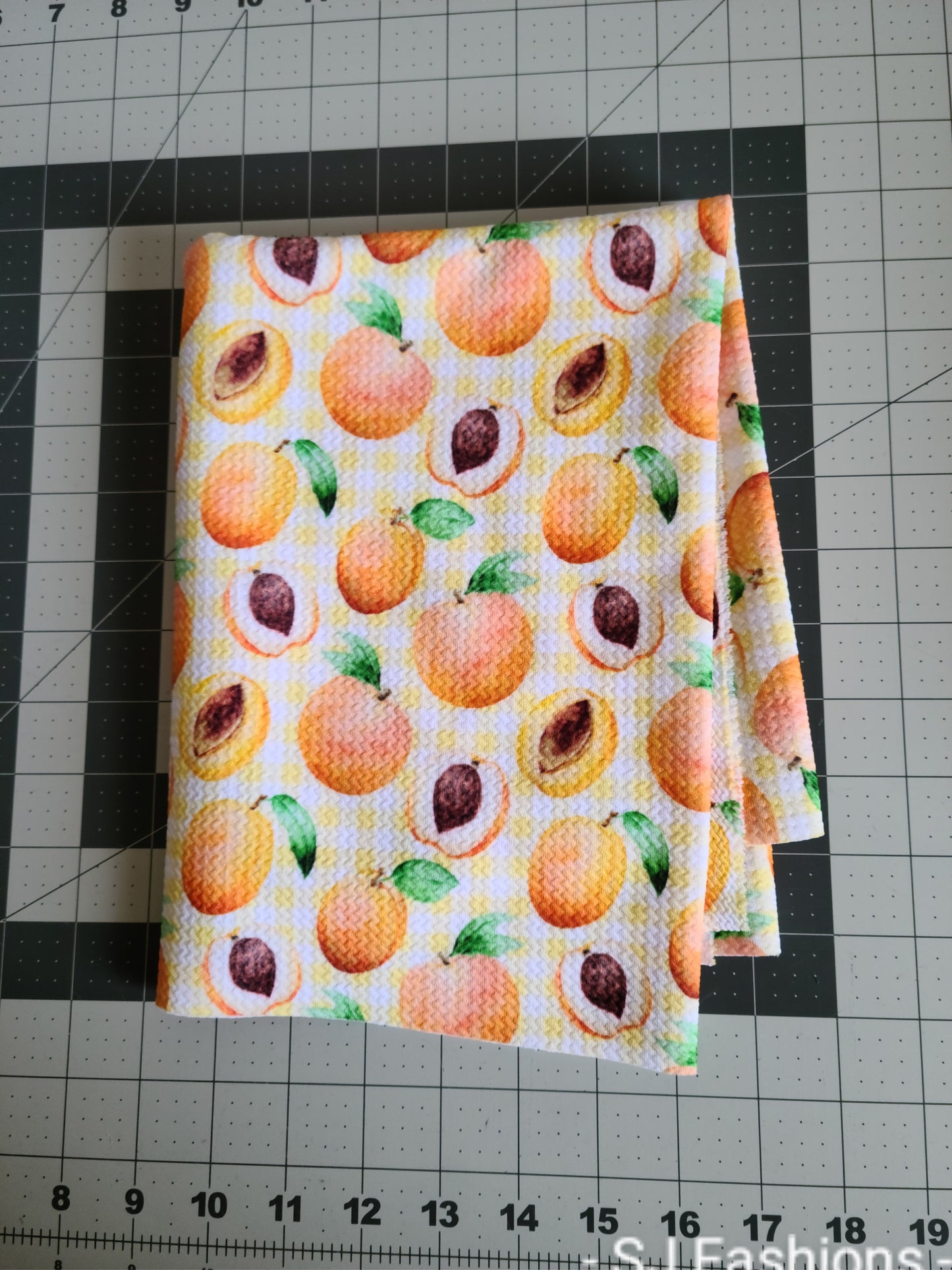 Peach Handmade