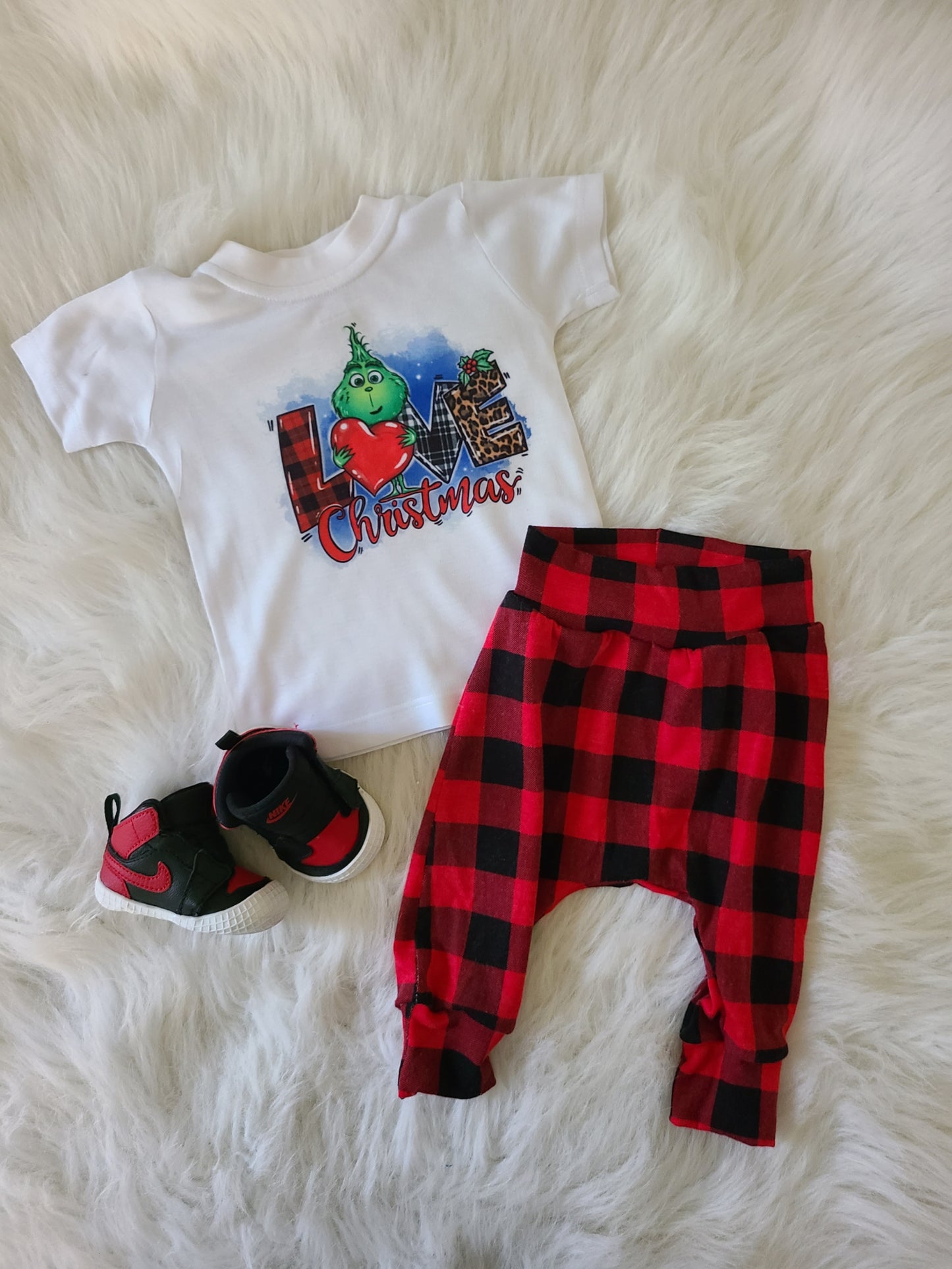 Grinch Love Christmas Christmas Boys Shirt Girls Shirt Ladies Shirt Mens Shirt