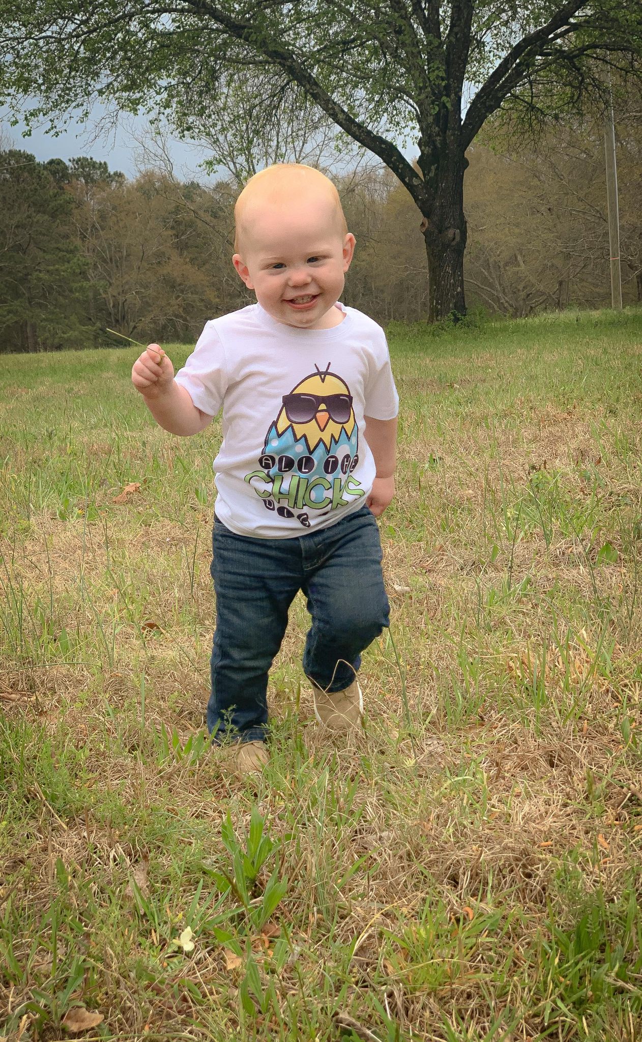 All The Chicks Dig Me Easter Boys Shirt
